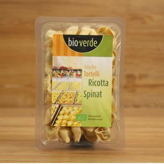 Frische Tortelli mit Ricotta & Spinat