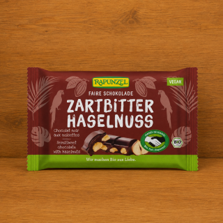 Zartbitter ganze Haselnuss