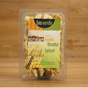 Frische Tortelli mit Ricotta & Spinat