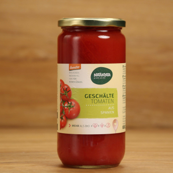 Tomaten geschält in Tomatensaft
